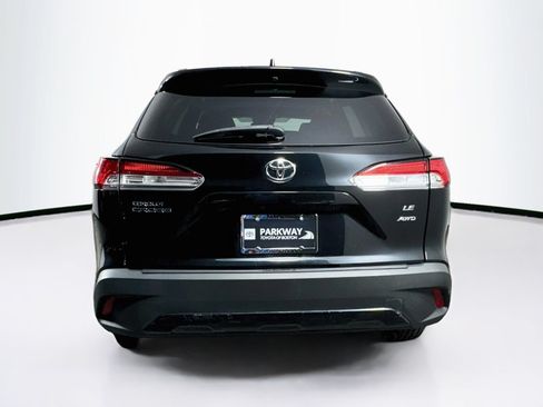Used 2023 Toyota Corolla Cross LE w/ Moonroof Package AWD/4WD image 11