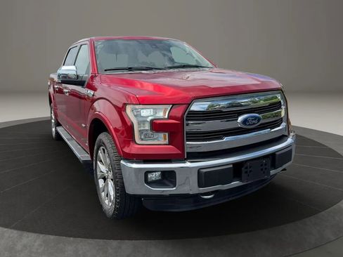 Used 2015 Ford F150 Lariat w/ Equipment Group 502A Luxury AWD/4WD image 4