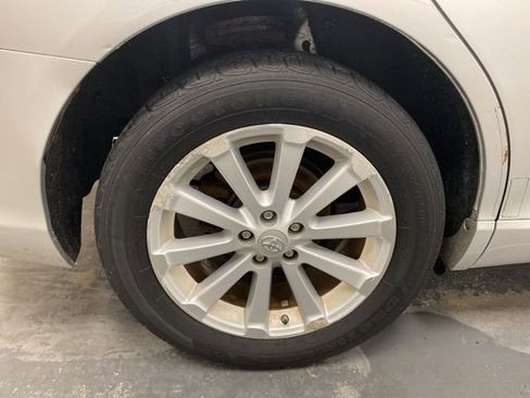 Used 2009 Toyota Venza Base image 25