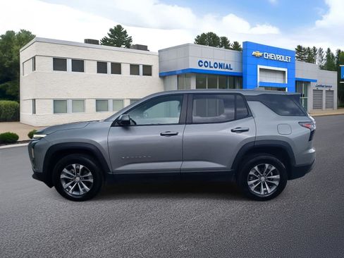 Used 2025 Chevrolet Equinox LT AWD/4WD image 6