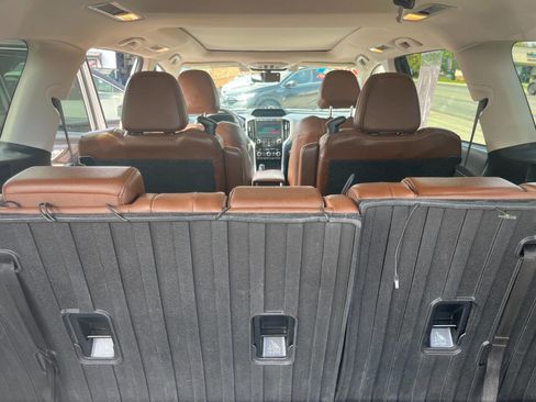 Used 2019 Subaru Ascent Touring image 12