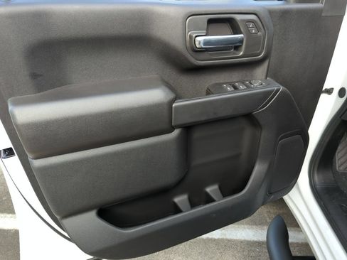 Used 2026 Chevrolet Silverado 2500 Custom w/ Custom Value Package AWD/4WD image 18