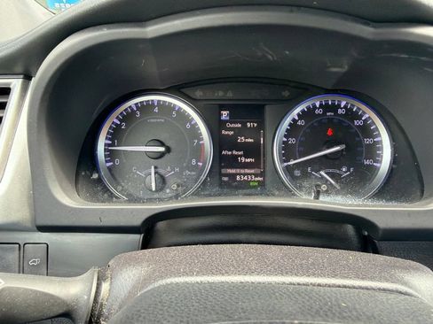 Used 2018 Toyota Highlander XLE AWD/4WD image 9