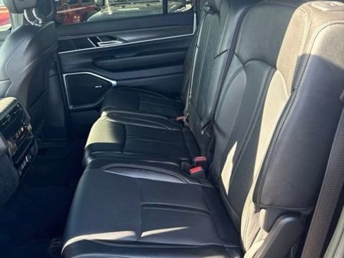 Used 2023 Jeep Wagoneer Series II w/ Mopar Step-Up Package AWD/4WD image 12
