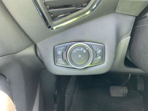 Used 2019 Ford Escape Titanium FWD image 30
