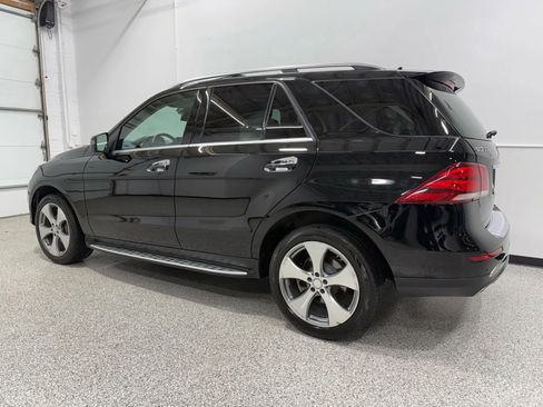 Used 2016 Mercedes-Benz GLE 350 4MATIC w/ Premium Package image 4