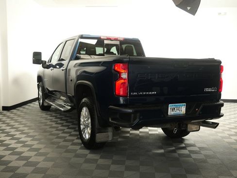 Used 2023 Chevrolet Silverado 3500 High Country AWD/4WD image 7