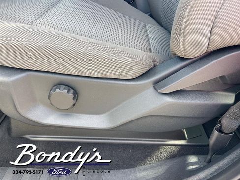 Used 2022 Ford F350 XLT image 9