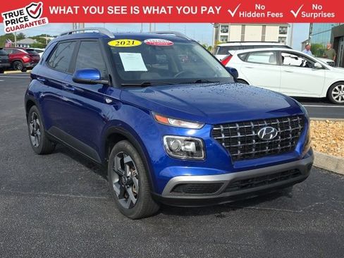 Used 2021 Hyundai Venue SEL FWD image 1