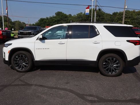Used 2023 Chevrolet Traverse RS AWD/4WD image 22