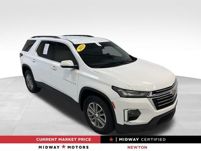 Used 2023 Chevrolet Traverse LT