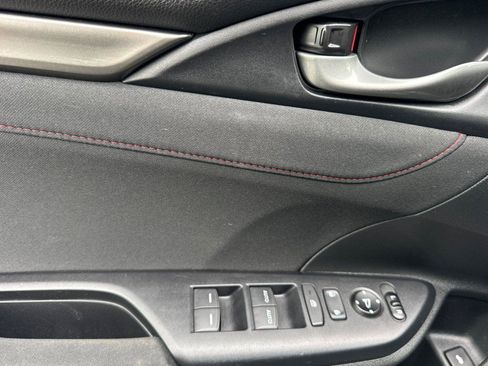 Used 2019 Honda Civic Si image 10