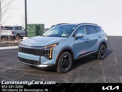 New 2026 Kia Sportage EX w/ EX Panoramic Sunroof Package image 2