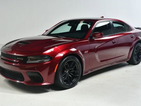 Used 2022 Dodge Charger Scat Pack image 2