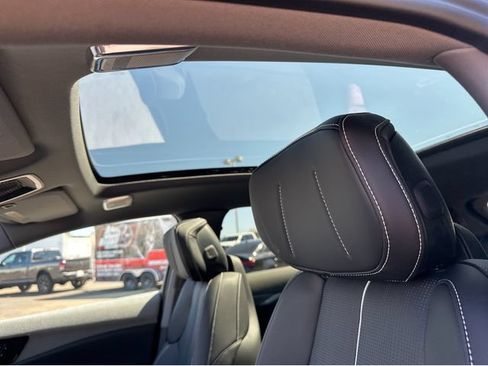 New 2026 Cadillac Optiq Sport 2 w/ LPO, Floor Liner Package AWD/4WD image 25