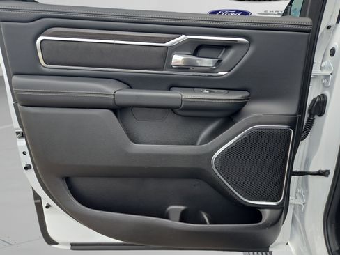 New 2026 RAM 1500 Laramie w/ Laramie Preferred Package AWD/4WD image 31