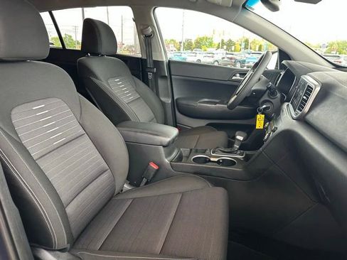 Used 2021 Kia Sportage LX w/ LX AWD Popular Package image 13