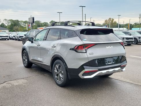 Certified 2024 Kia Sportage SX FWD image 4