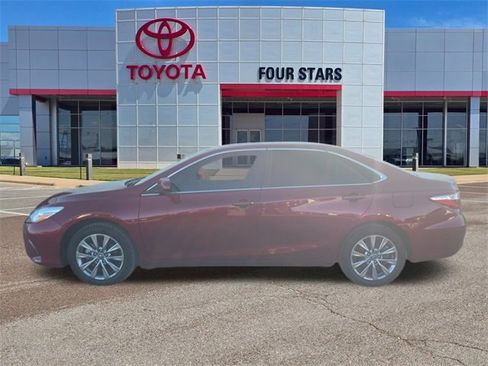 Used 2017 Toyota Camry XLE w/ Moonroof Package image 1