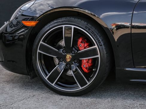 Used 2019 Porsche 718 Cayman S RWD image 42