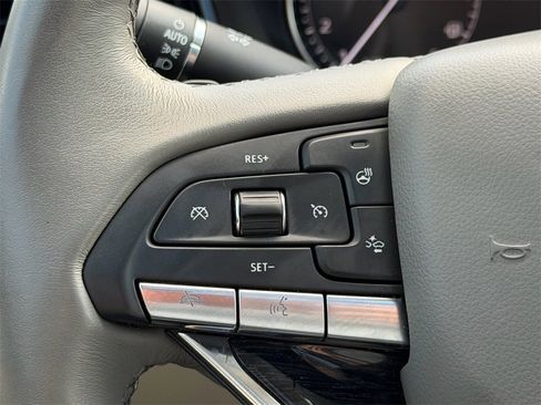 Used 2023 Cadillac XT6 Premium Luxury image 21