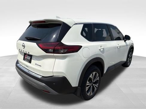 Used 2023 Nissan Rogue SV AWD/4WD image 7