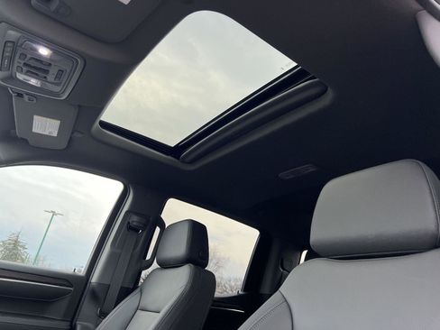 New 2026 GMC Sierra 1500 SLT image 43