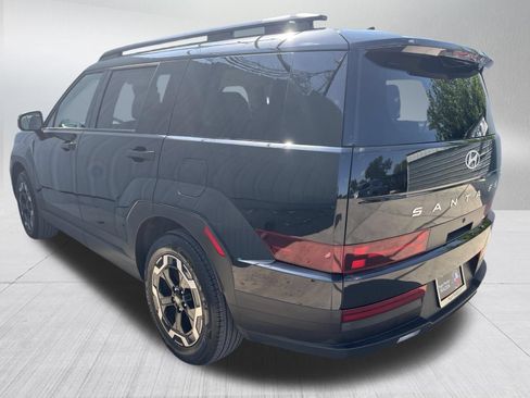 Used 2026 Hyundai Santa Fe SEL FWD image 6