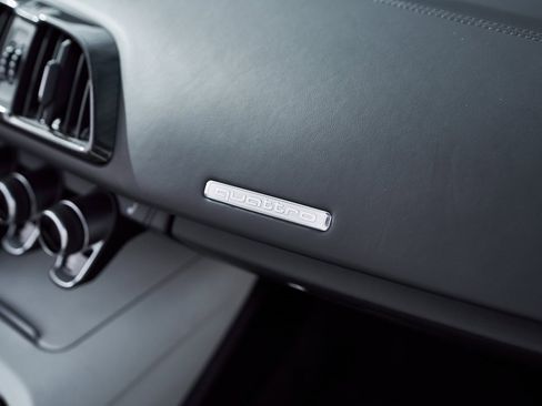 Used 2021 Audi R8 V10 performance image 43