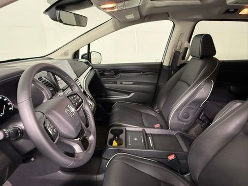 Used 2025 Honda Odyssey Touring image 27