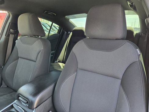 Used 2018 Dodge Charger SXT RWD image 22