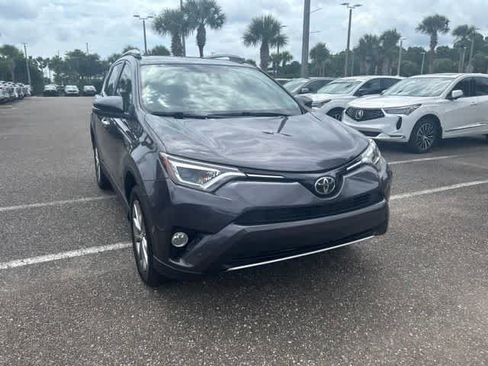 Used 2017 Toyota RAV4 Limited AWD/4WD image 8