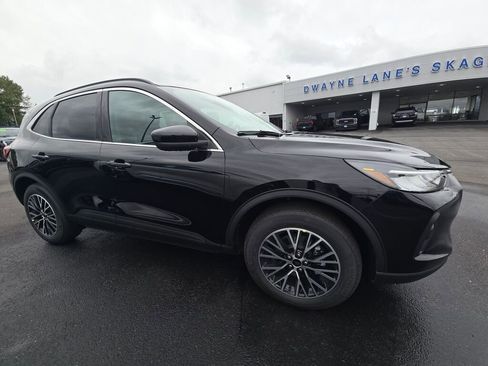 New 2025 Ford Escape SE image 5