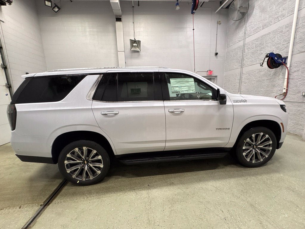 New 2027 Chevrolet Tahoe High Country w/ Sun And Tow Package AWD/4WD image 3