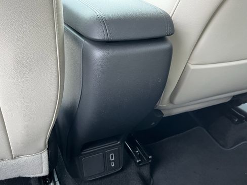 Used 2021 Buick Encore GX Preferred AWD/4WD image 18
