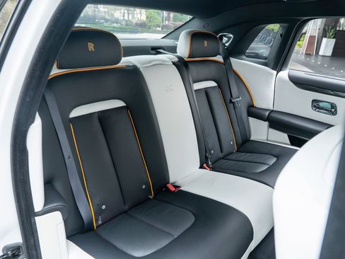 Certified 2023 Rolls-Royce Ghost Black Badge w/ Black Badge Ghost Package image 27