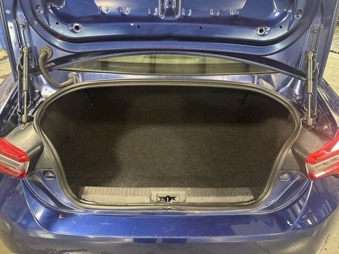 Used 2017 Toyota 86 image 11