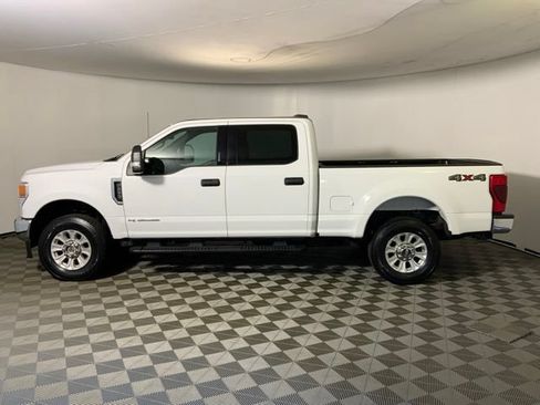 Used 2022 Ford F250 XLT w/ XLT Value Package AWD/4WD image 11