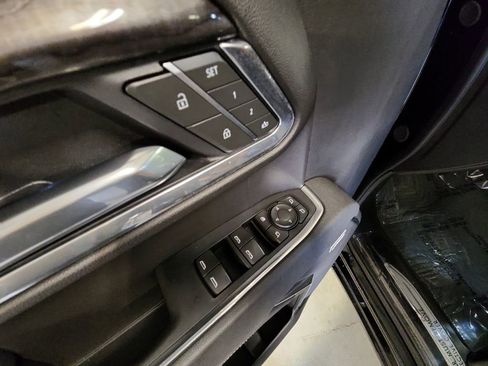 Certified 2025 Chevrolet Silverado 1500 LTZ w/ LTZ Premium Package image 37