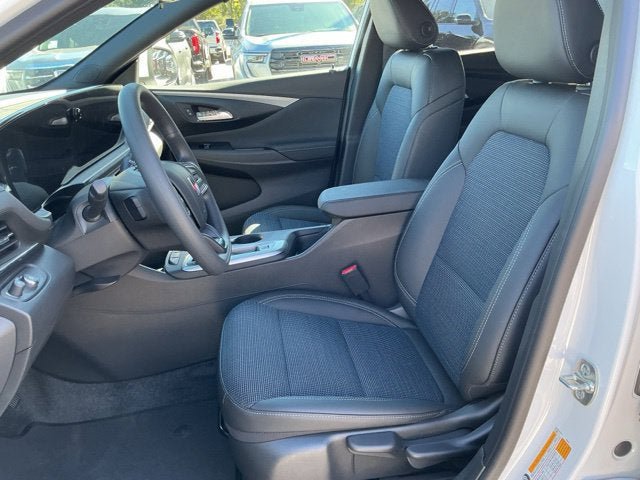 New 2026 Buick Envista Preferred FWD image 2