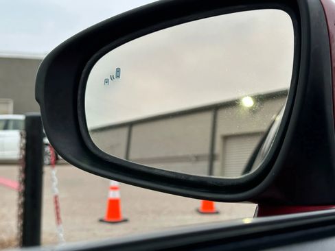 Used 2014 Lexus IS 350 image 32