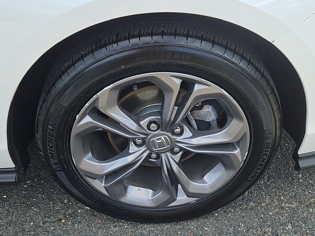 Used 2024 Honda Accord EX image 10
