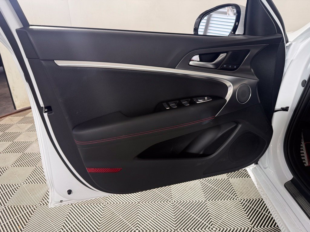 Used 2026 Genesis G70 3.3T Sport Prestige RWD image 21