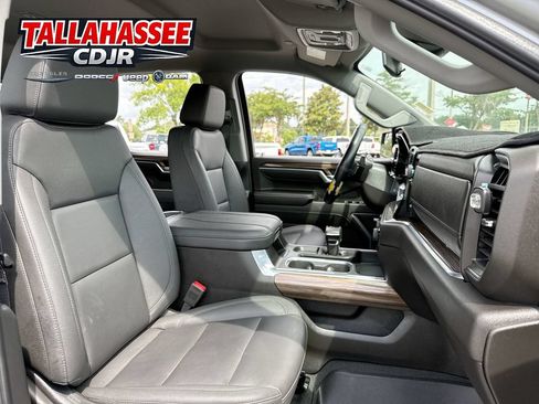 Used 2025 Chevrolet Silverado 1500 RST w/ Convenience Package II AWD/4WD image 29