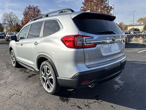 New 2025 Subaru Ascent Touring image 9