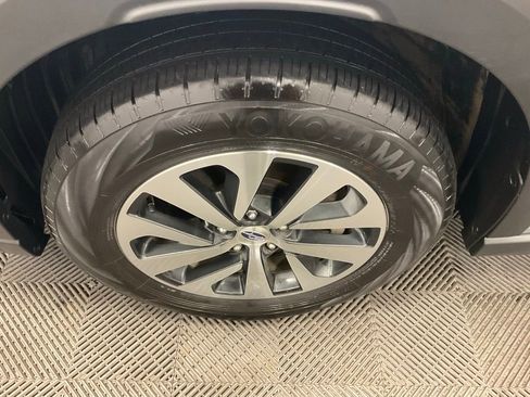 Used 2023 Subaru Outback Premium image 16