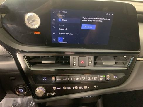 Used 2023 Lexus ES 350 w/ Premium Package image 26