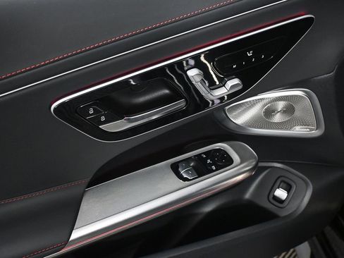 Certified 2026 Mercedes-Benz CLE 53 AMG 4MATIC Coupe image 8