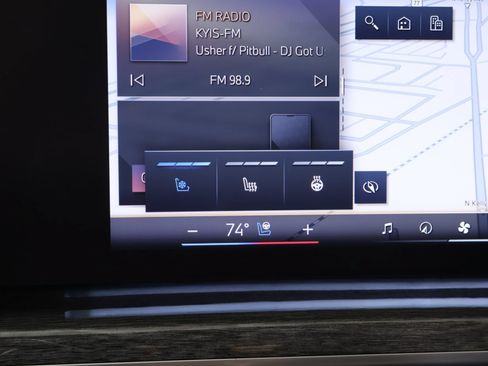 Used 2023 BMW 740i RWD image 8