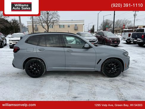 Used 2023 BMW X3 xDrive30i w/ M Sport Package image 3
